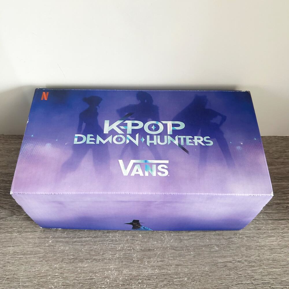 VANS Classic Slip On x KPOP Demon Hunters Little Kids Sneakers VN000EECBMA Sz 11 - Picture 4 of 5